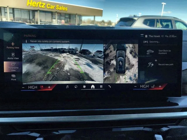 Used 2025 Gray BMW xDrive40i image 17