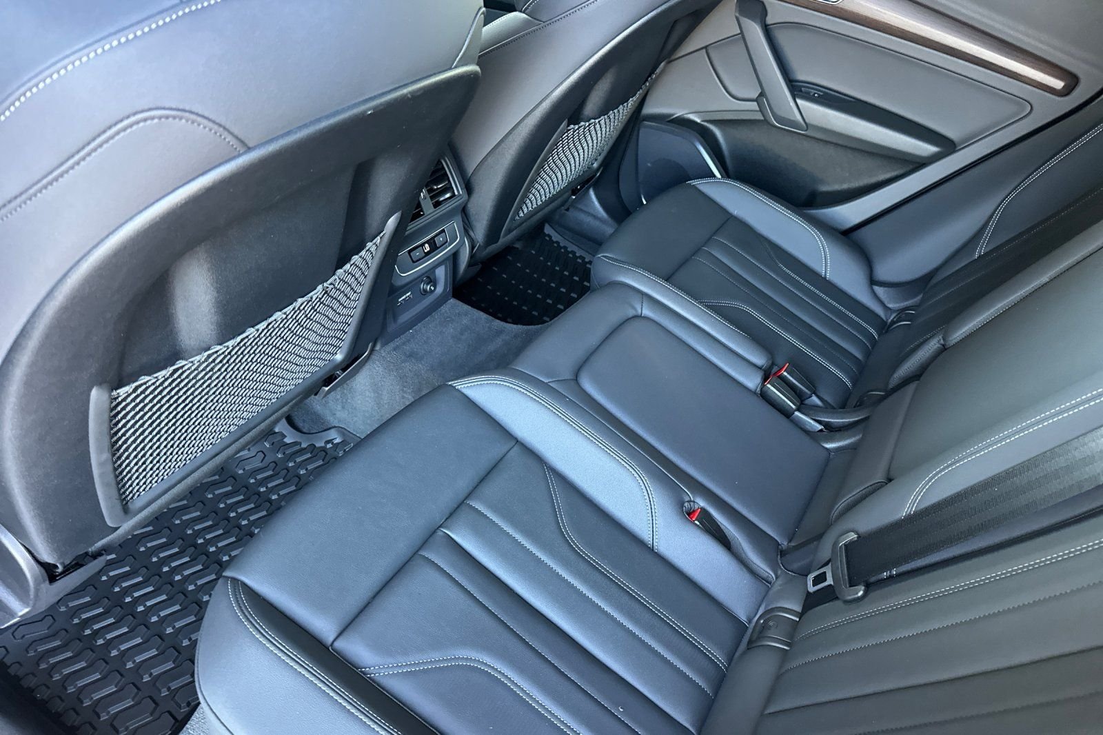 Used 2025  Audi 45 S line Premium image 12