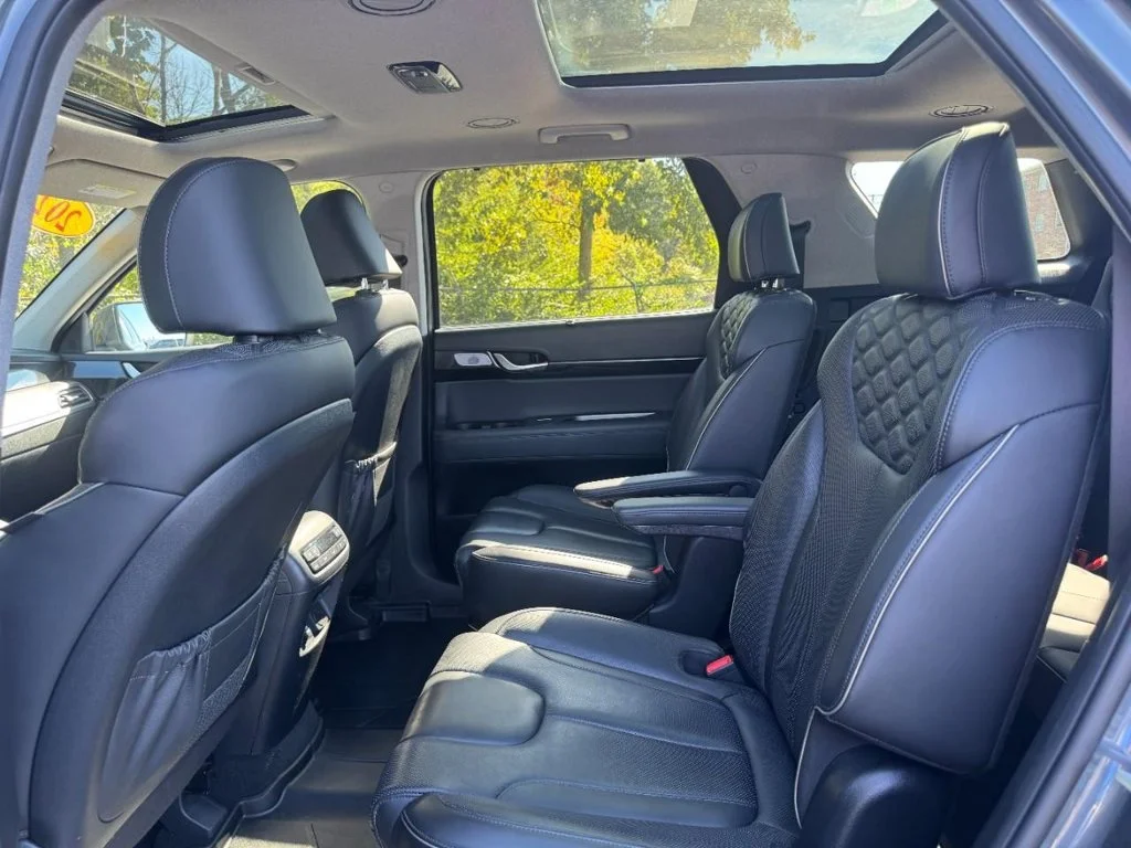 Used 2022 Gray Hyundai Limited image 11