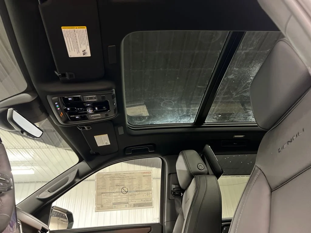2026 GMC Yukon XL Denali - Photo 28