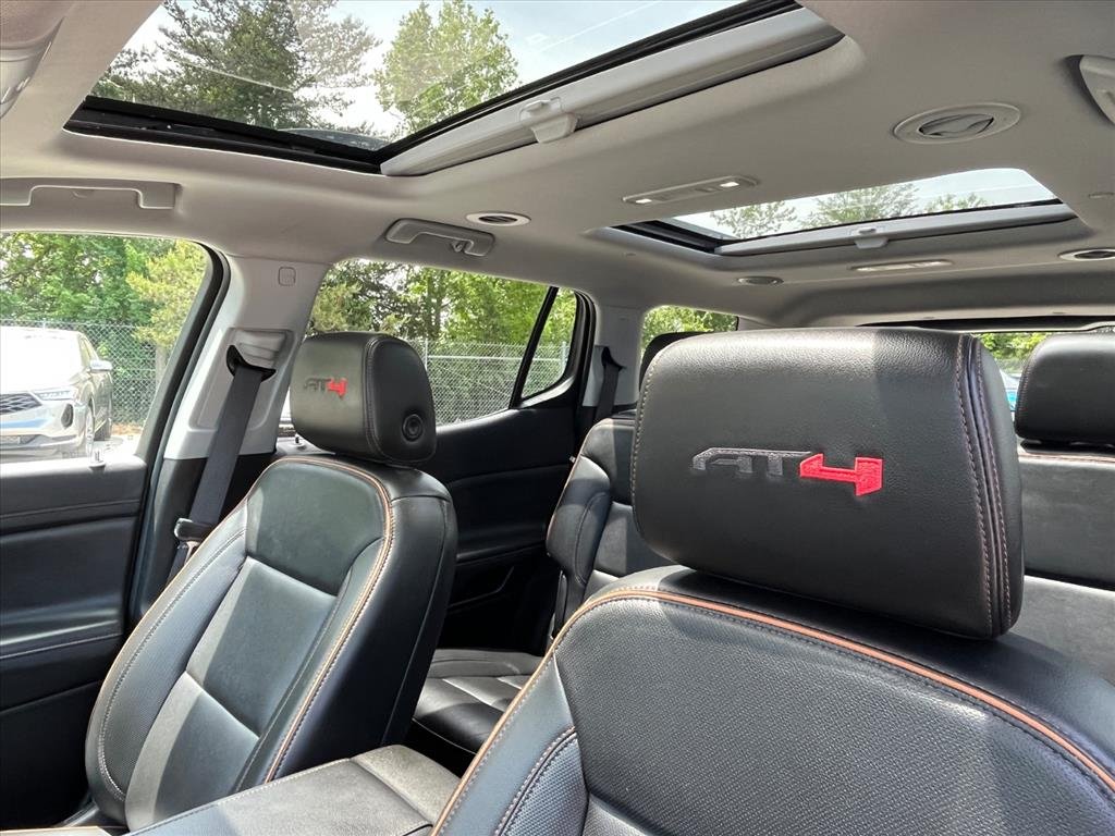 Used 2023 Sterling Metallic GMC AT4 image 9