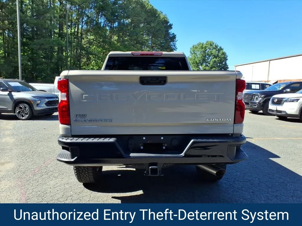 Used 2026 White Chevrolet Custom image 31