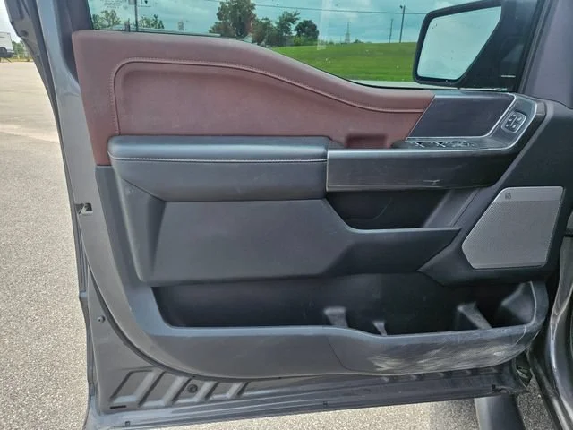 Used 2021 Gray Ford Lariat image 10