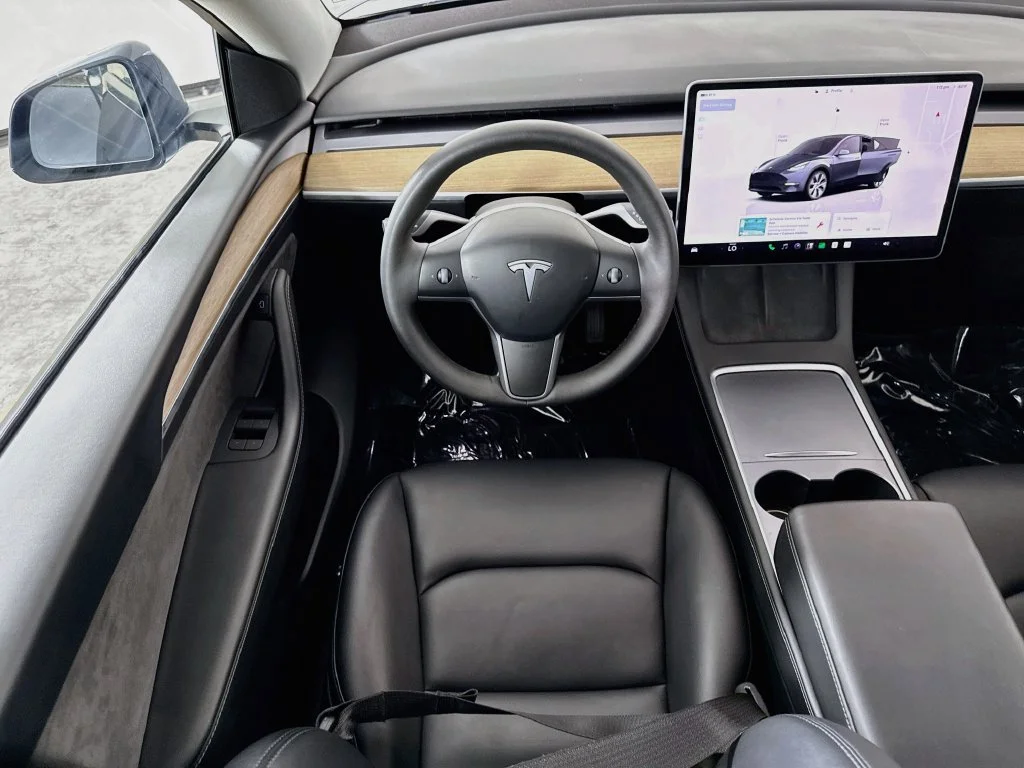 Used 2023 Gray Tesla Standard Range image 23
