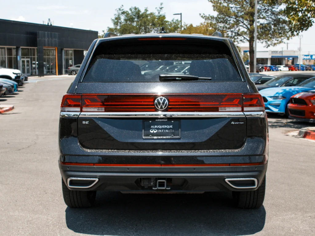 Used 2025 Deep Black Pearl Volkswagen 2.0T SE w/Technology image 6
