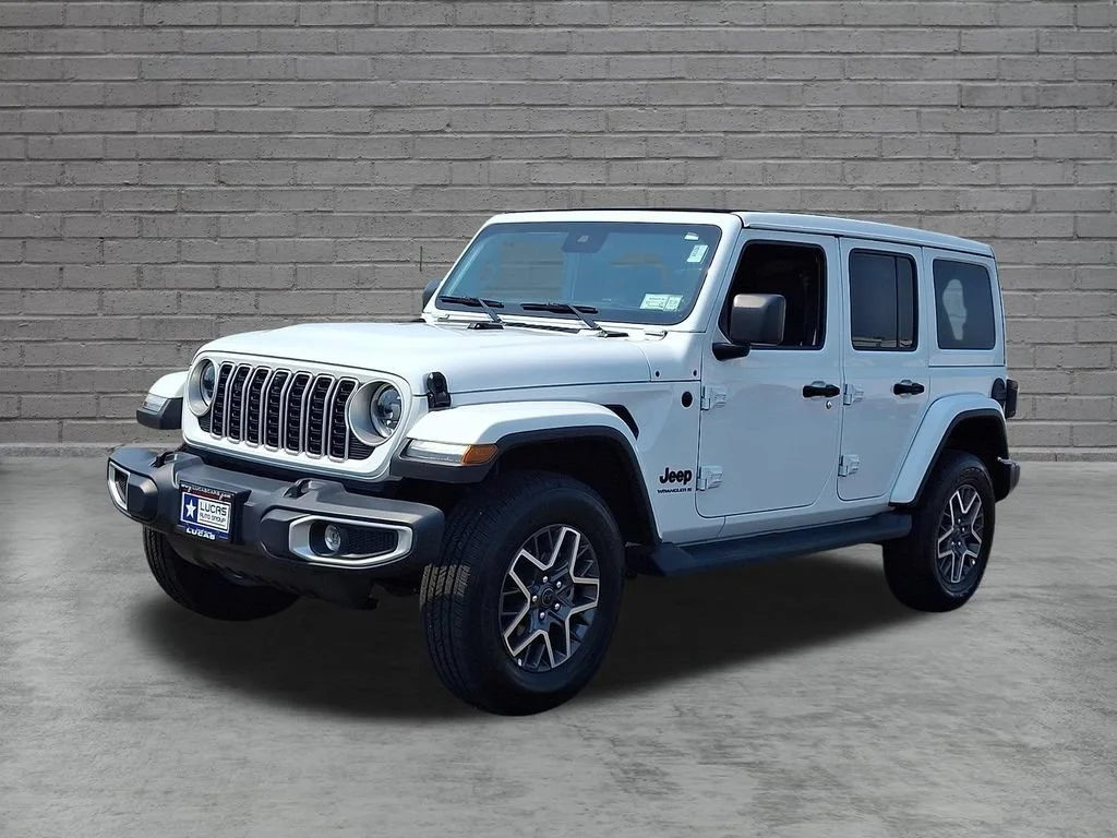 Used 2025 White Jeep 4-Door Sahara 4x4 image 6