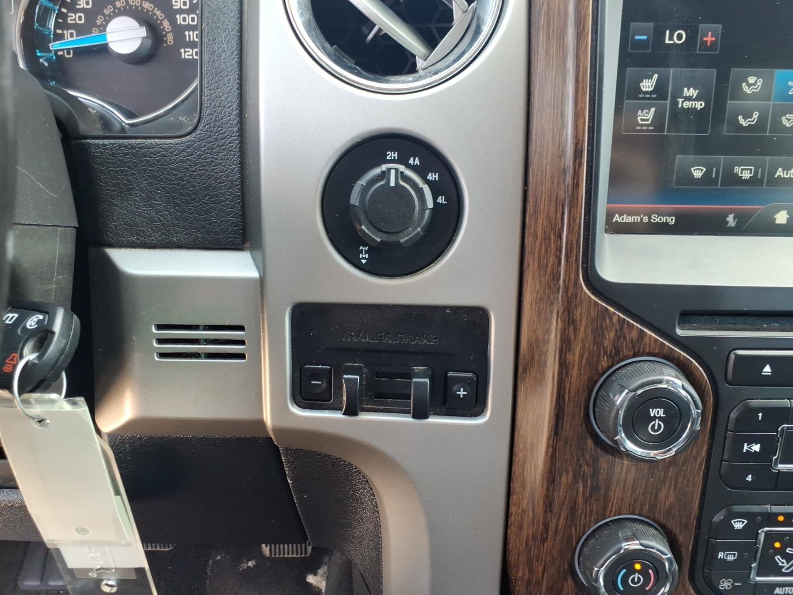 Used 2014 Gray Ford Platinum image 24