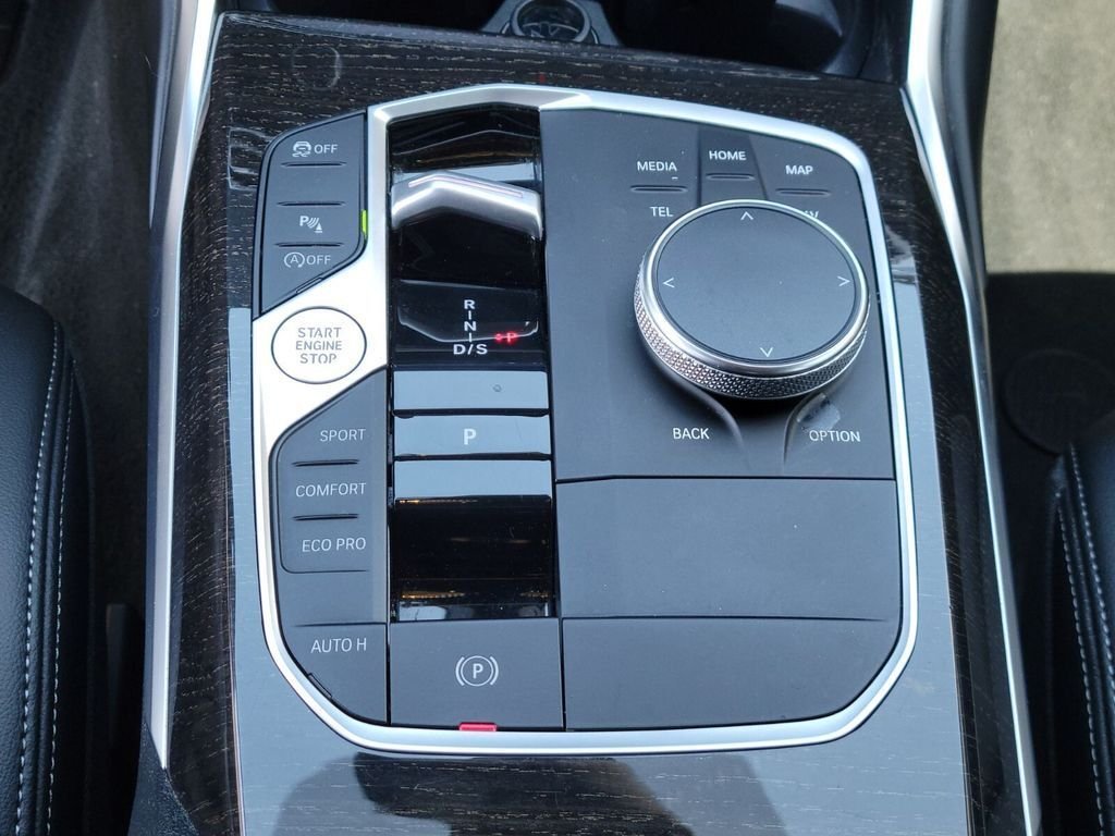 Used 2023 White BMW 330i xDrive image 26