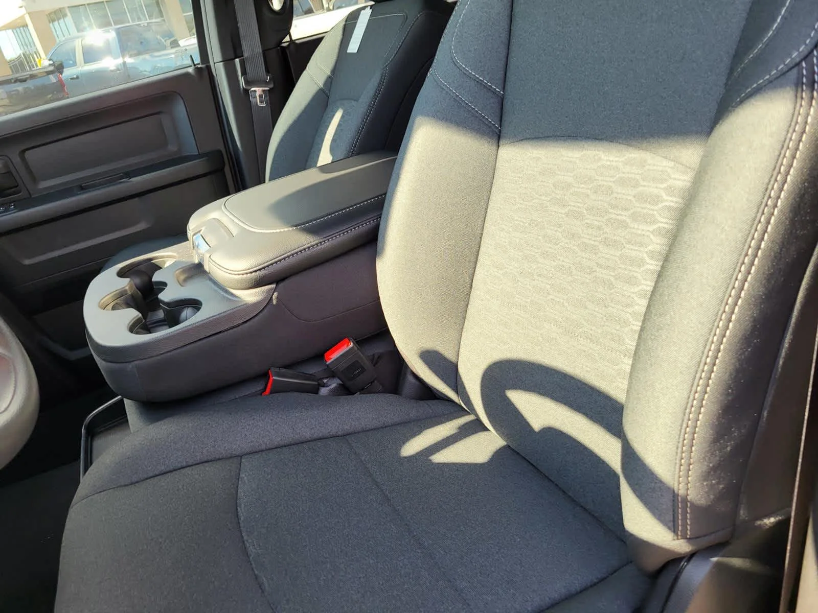 2026 RAM 2500 Tradesman - Photo 15