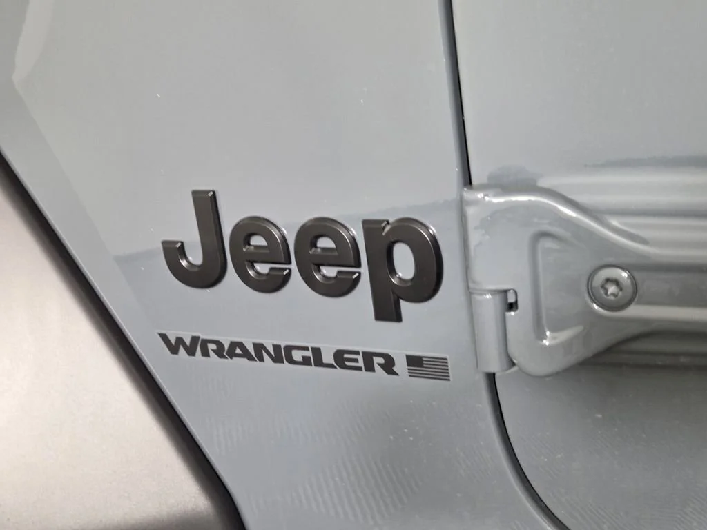 New 2026 Anvil Clearcoat Jeep Sport S image 11