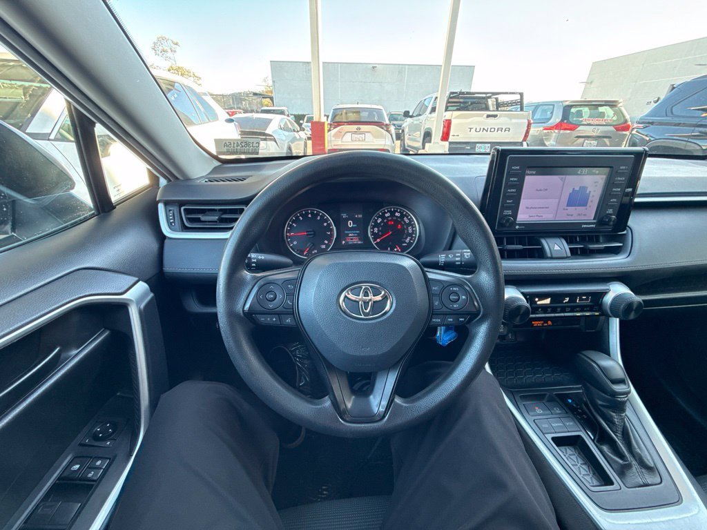 Used 2021 White Toyota LE image 15