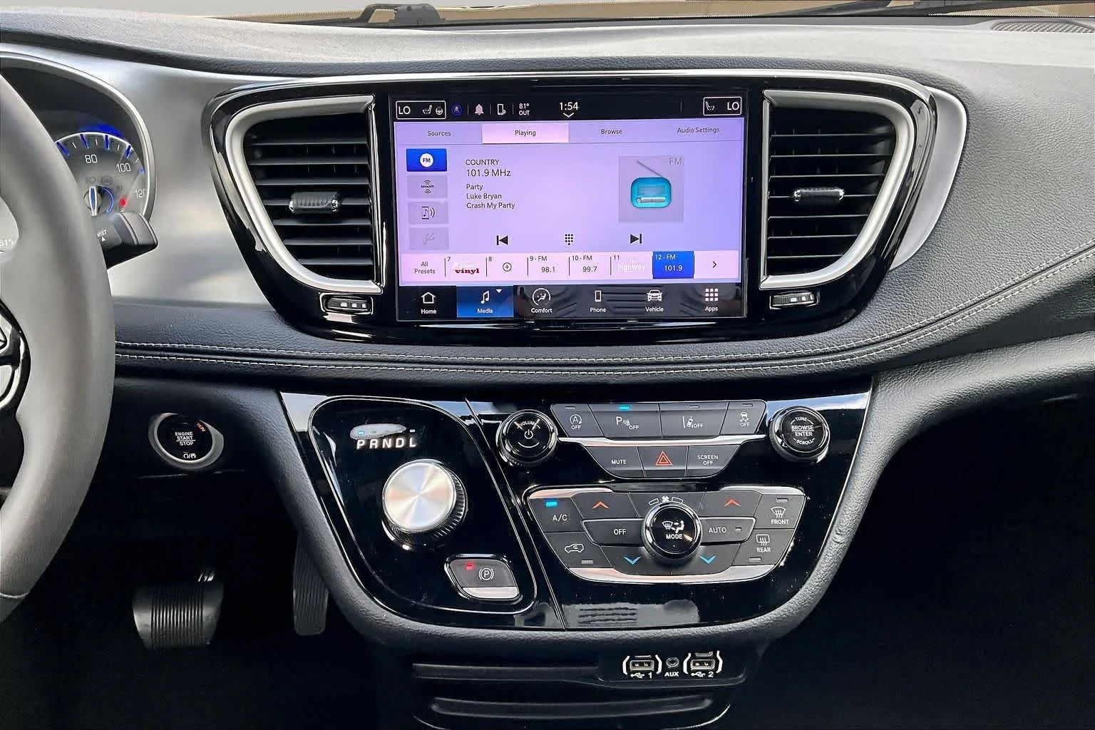 2023 Chrysler Pacifica Touring L - Photo 13