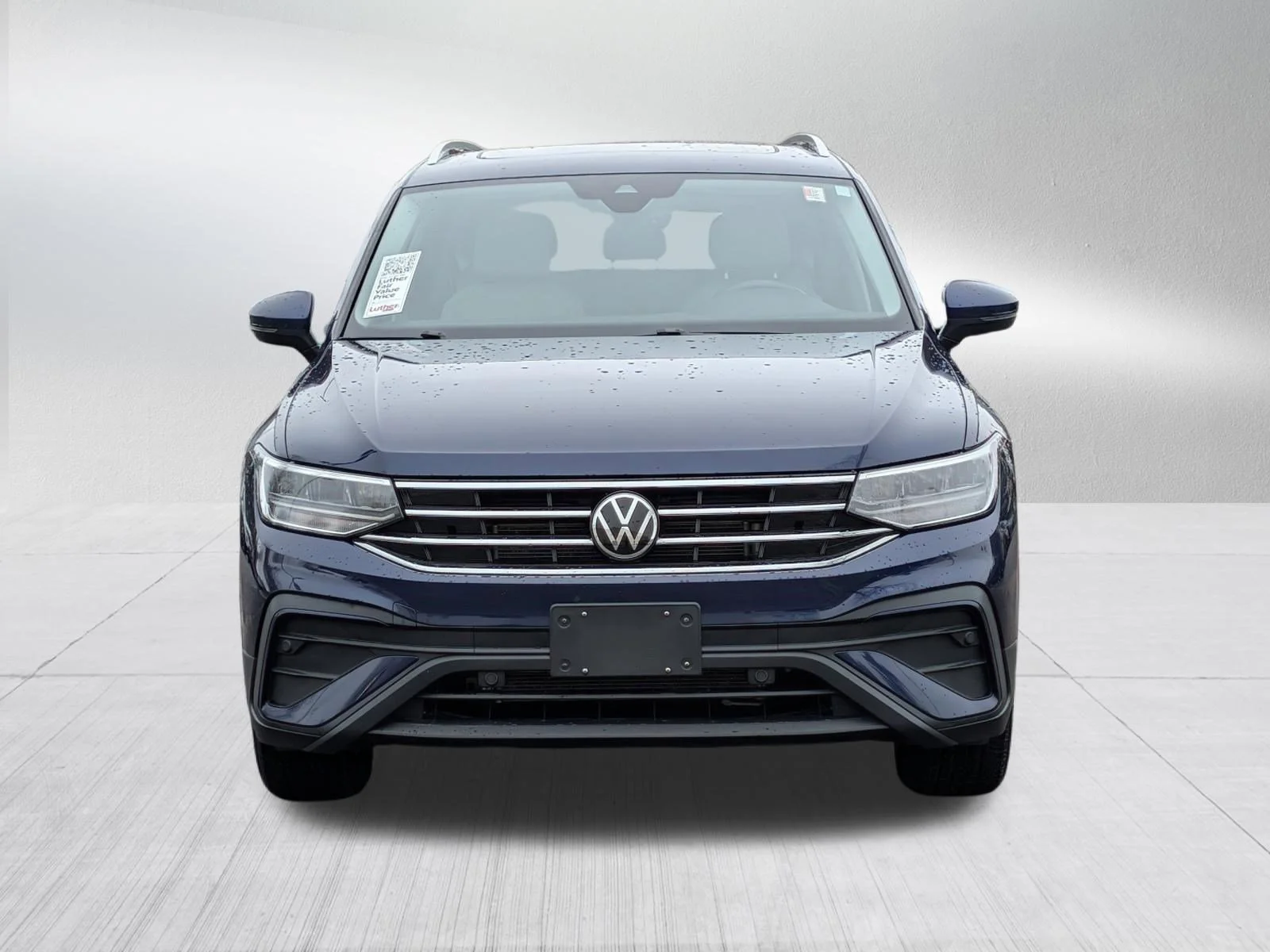 Certified 2022 Volkswagen Tiguan SE with VIN 3VV2B7AX8NM125003 for sale in Burnsville, Minnesota