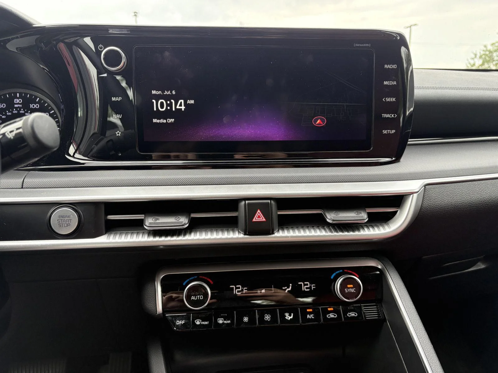 Certified Used 2024 Wolf Gray Kia GT-Line image 9
