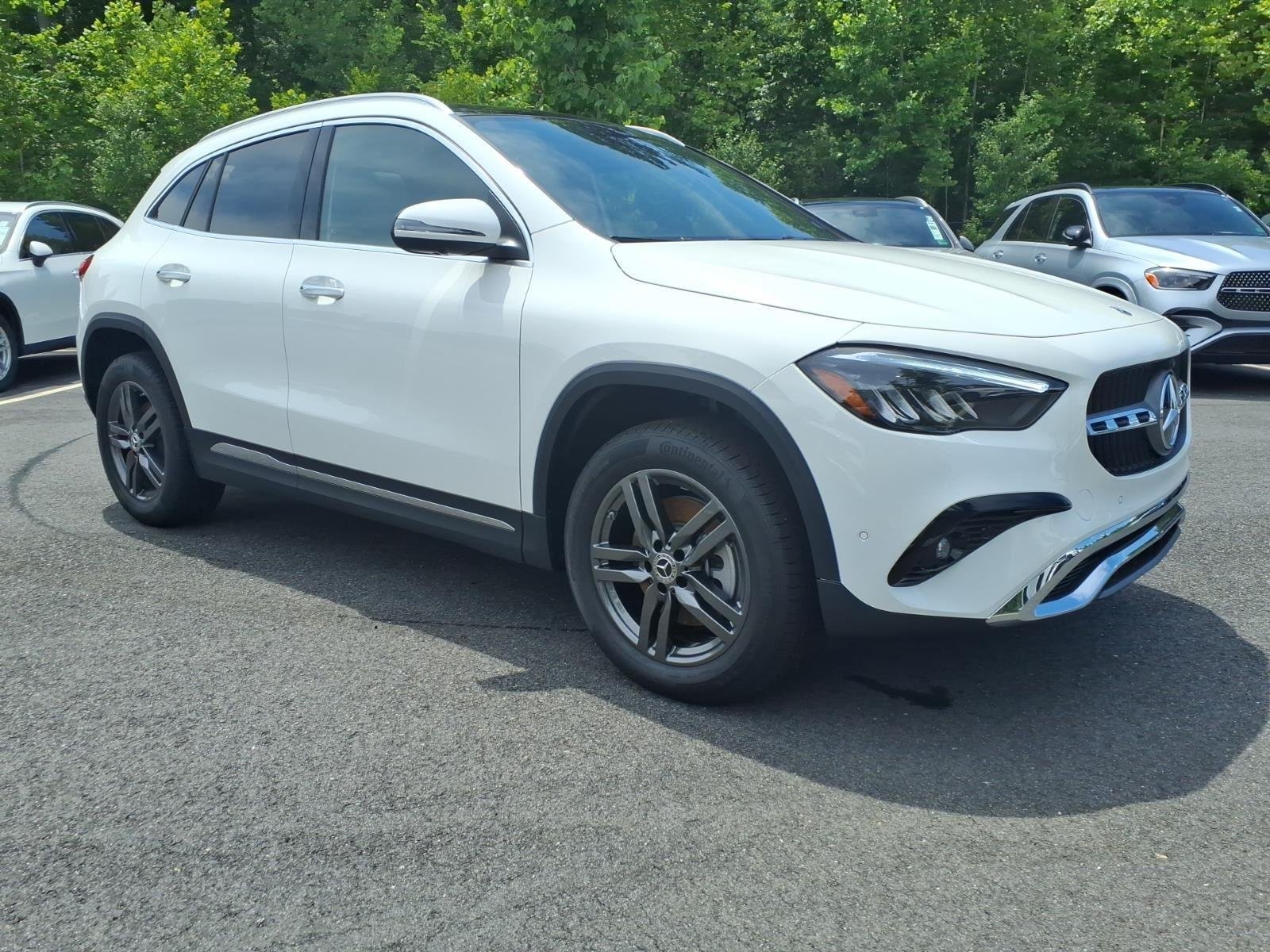 New 2026 Polar White Mercedes-Benz GLA 250 image 4