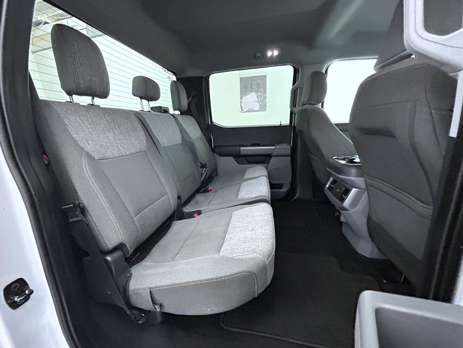 Used 2024 White Ford XLT image 18