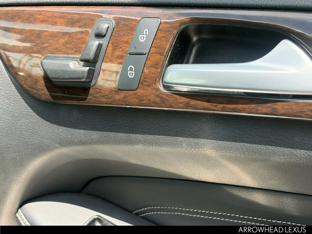 Used 2013 Silver Mercedes-Benz ML 350 image 33