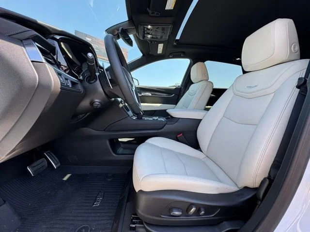 2025 Cadillac XT5 Sport - Photo 25