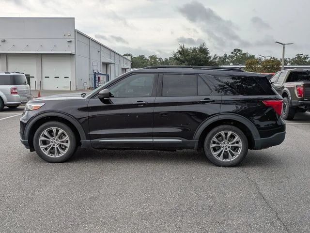 Certified Used 2022 Black Metallic Ford XLT image 6
