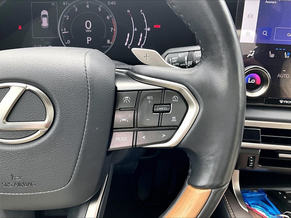 Used 2023 White Lexus 350 Premium image 24