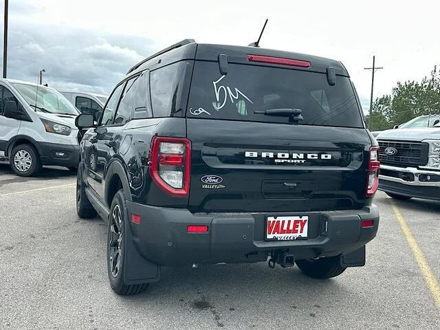 New 2026 Shadow Black Ford Outer Banks® image 34
