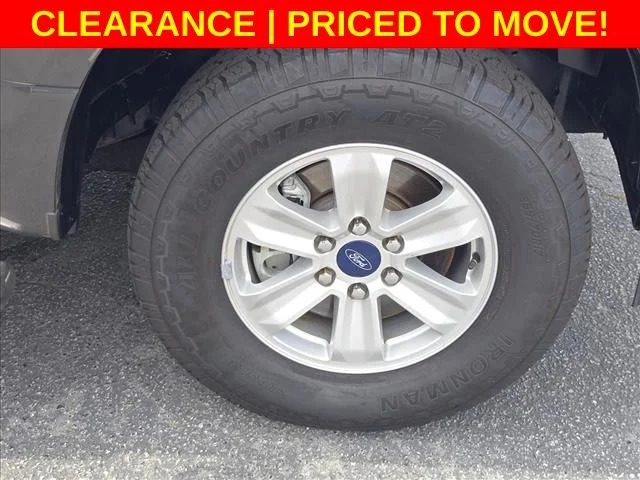 Used 2018 Gray Ford XLT image 33