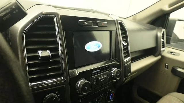 Used 2016 Shadow Black Ford XLT image 17