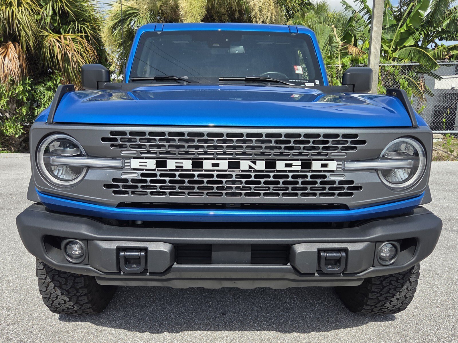 Used 2025 Velocity Blue Metallic Ford Badlands image 8