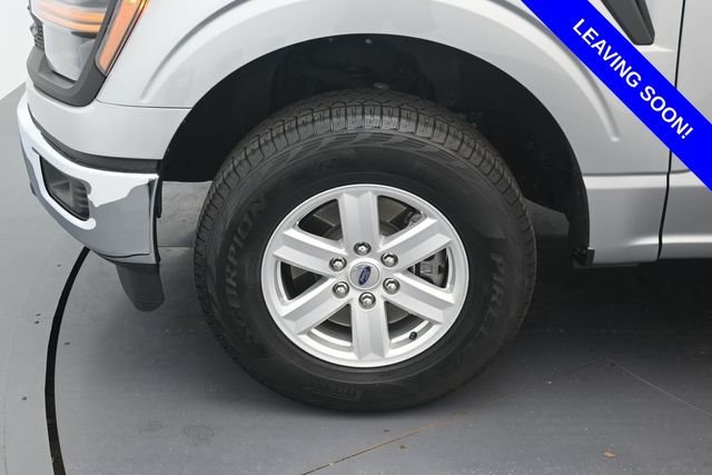 Used 2024 Silver Ford XL image 9