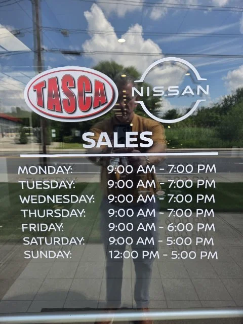 Used 2018 White Nissan PRO-4X image 23