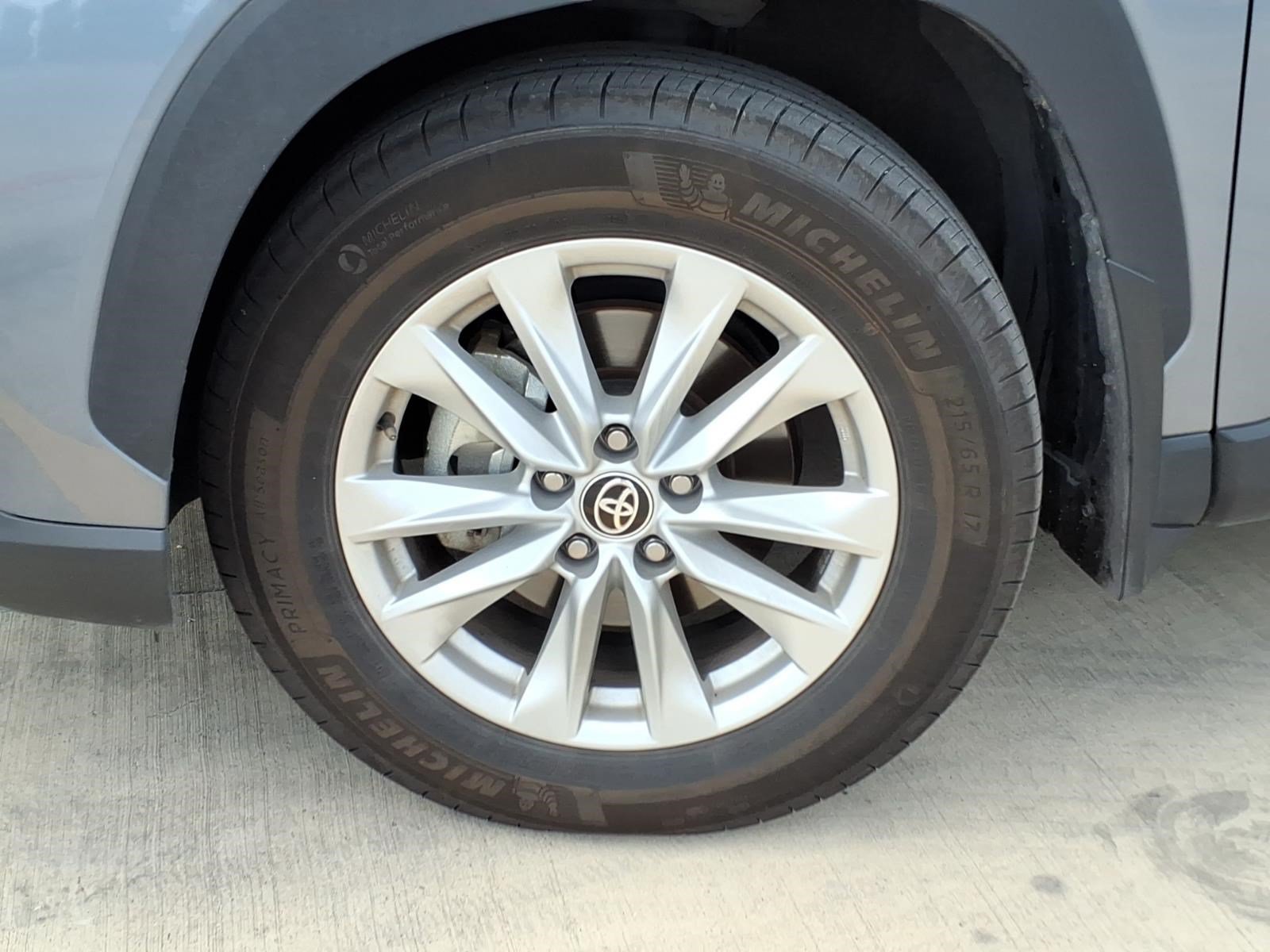 Certified Used 2025 CELESTITE Toyota LE image 3