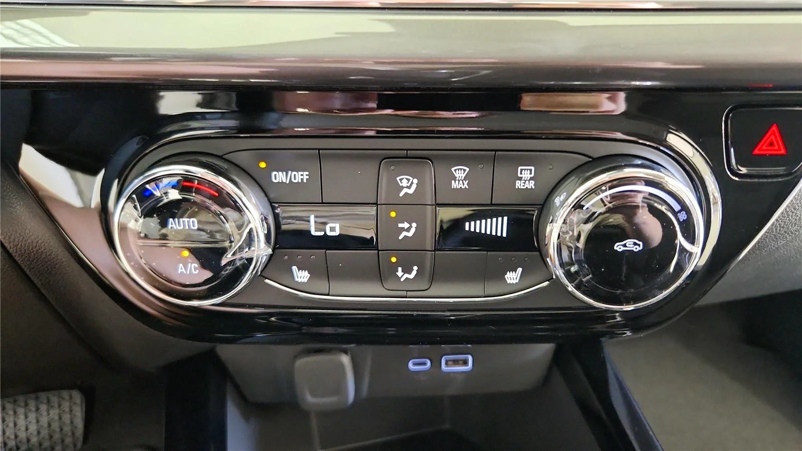 2026 Chevrolet Trax Activ - Photo 30