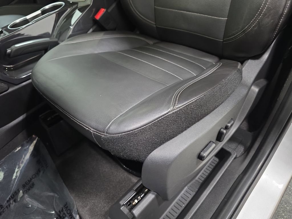 Used 2014 Ingot Silver Ford Titanium image 27