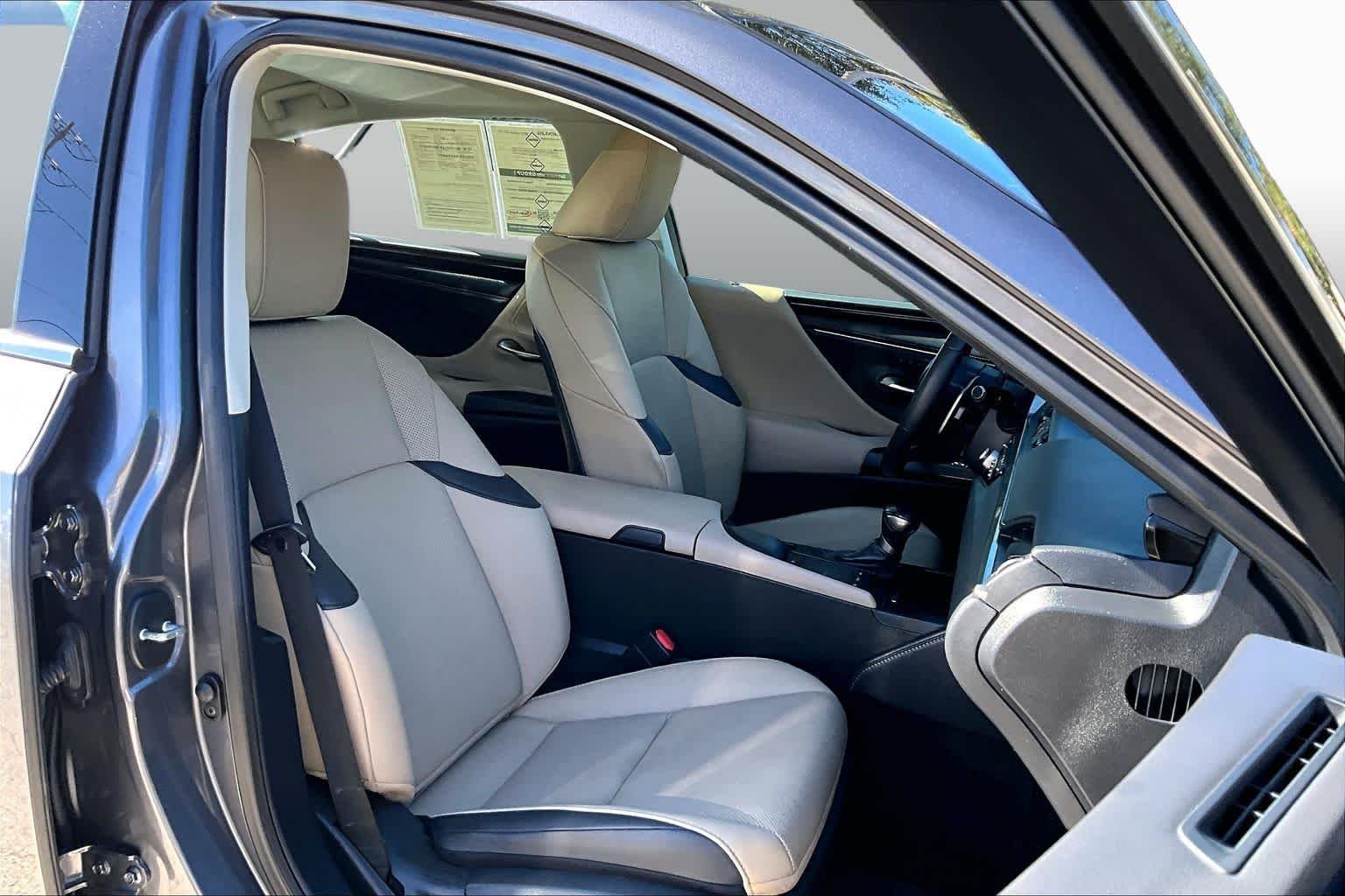 Used 2021 Nebula Gray Pearl Lexus  image 9