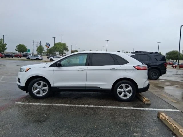 2021 Ford Edge SE