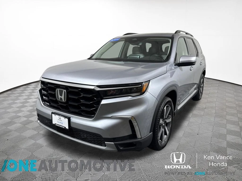 Certified Used 2024 Silver Honda Touring image 1