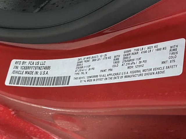 New 2026 Molten Red Pearl-Coat Exterior Paint RAM Big Horn/Lone Star image 42