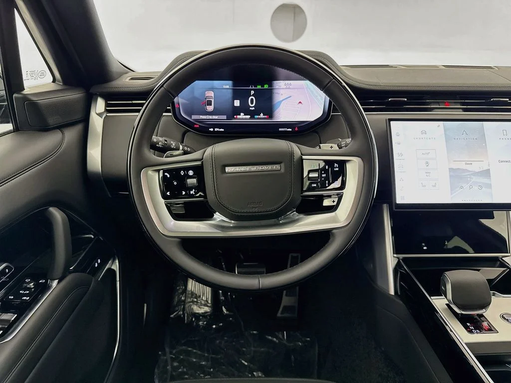 New 2026 Charente Grey Land Rover SE image 23