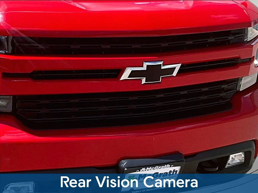 Used 2021 Red Chevrolet RST image 36