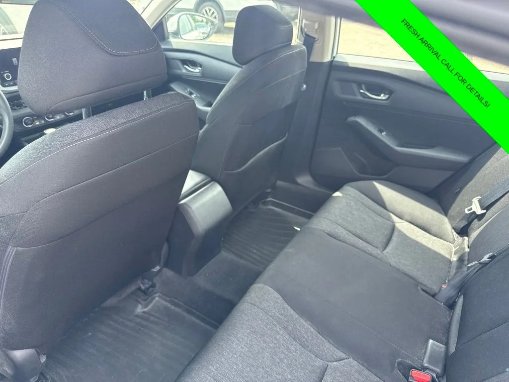 Used 2024  Honda LX image 13