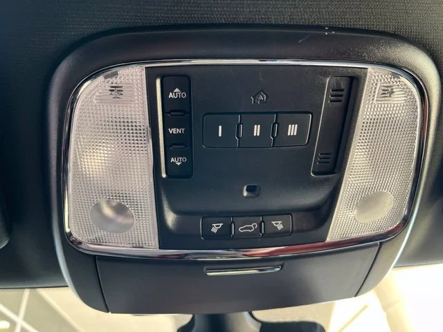 Used 2018 Billet Clearcoat Dodge SRT image 68