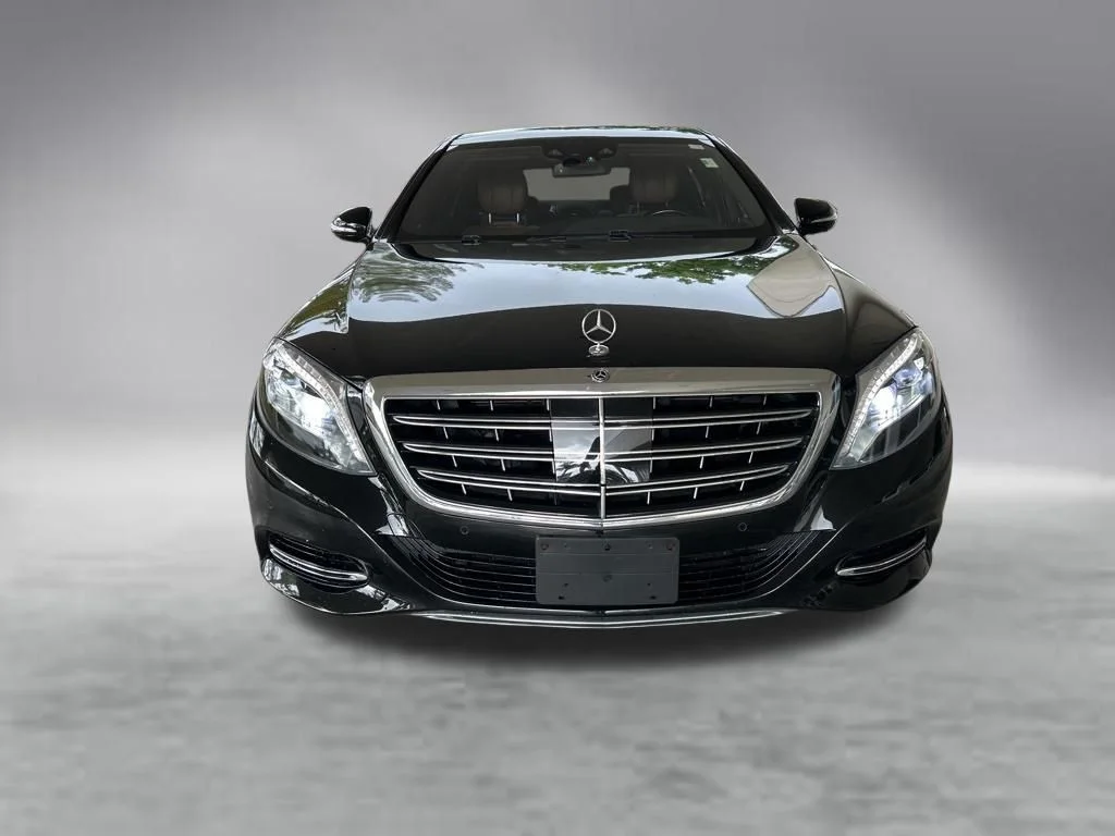 Used 2017 Black Mercedes-Benz Maybach S 550 image 13