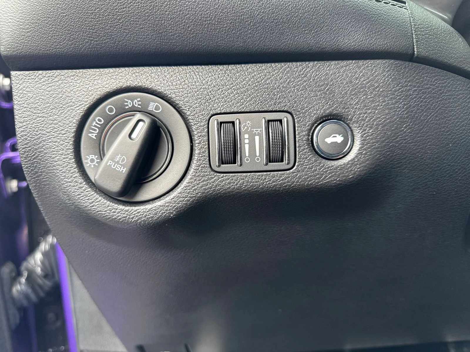 Used 2023 Plum Dodge R/T Scat Pack image 16