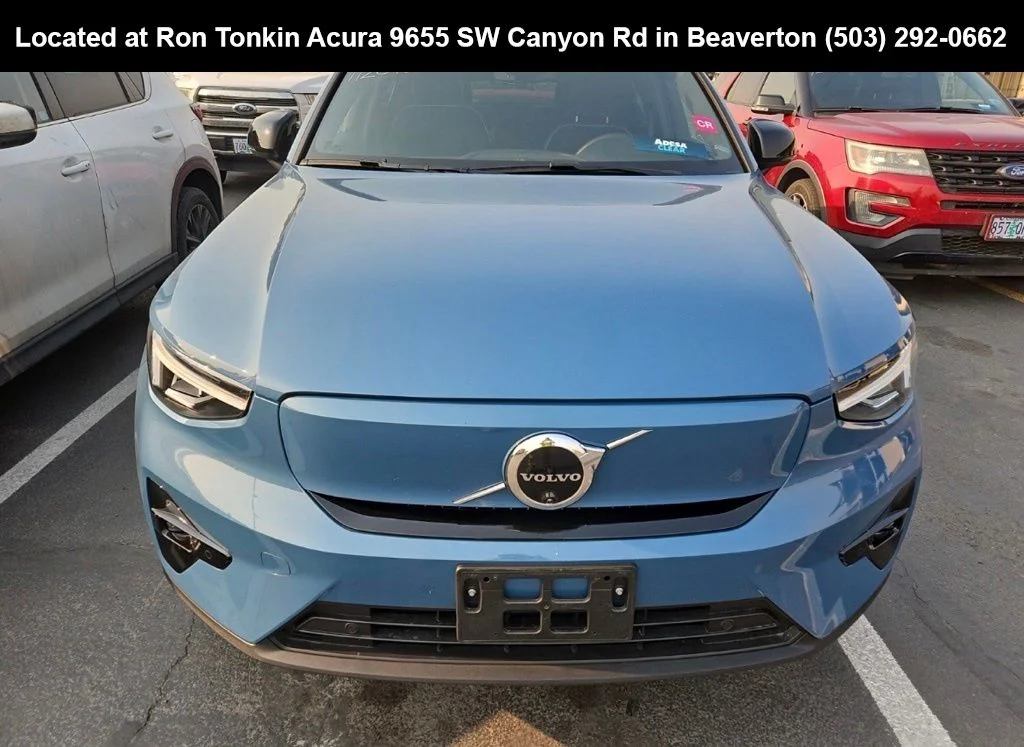 Used 2024 Fjord Blue Metallic Volvo Twin Plus image 7