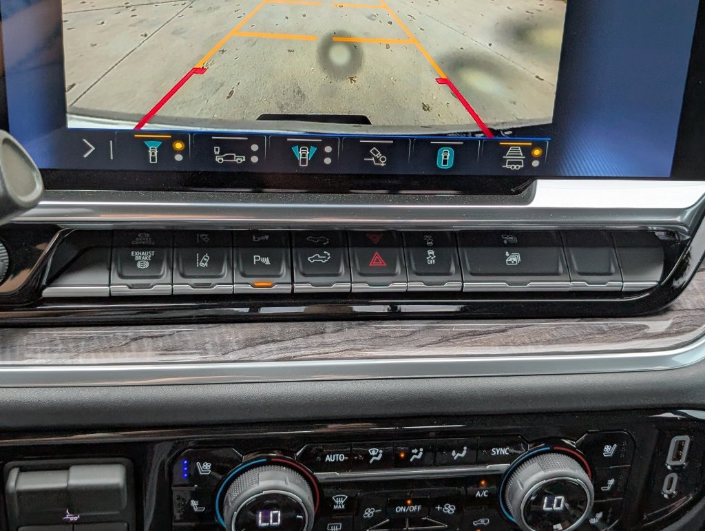 2026 Chevrolet Silverado 3500 HD LTZ - Photo 24