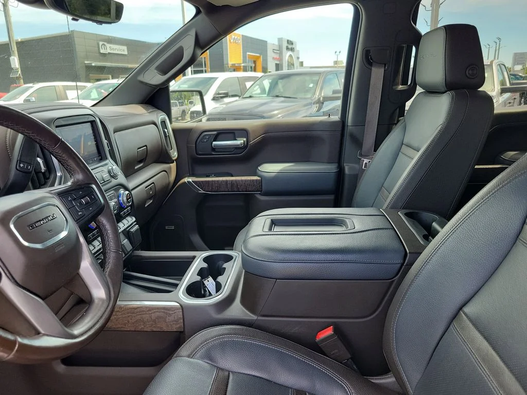 Used 2021 Dark Sky Metallic GMC Denali image 15