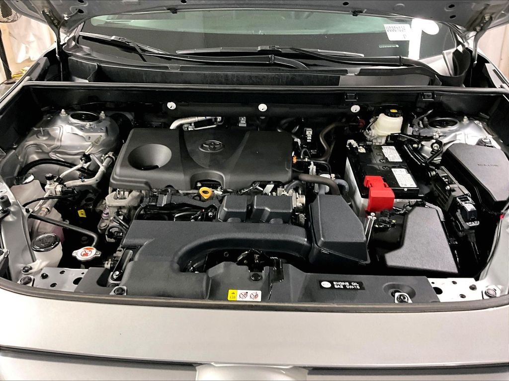 Certified Used 2025 Silver Toyota XLE image 27