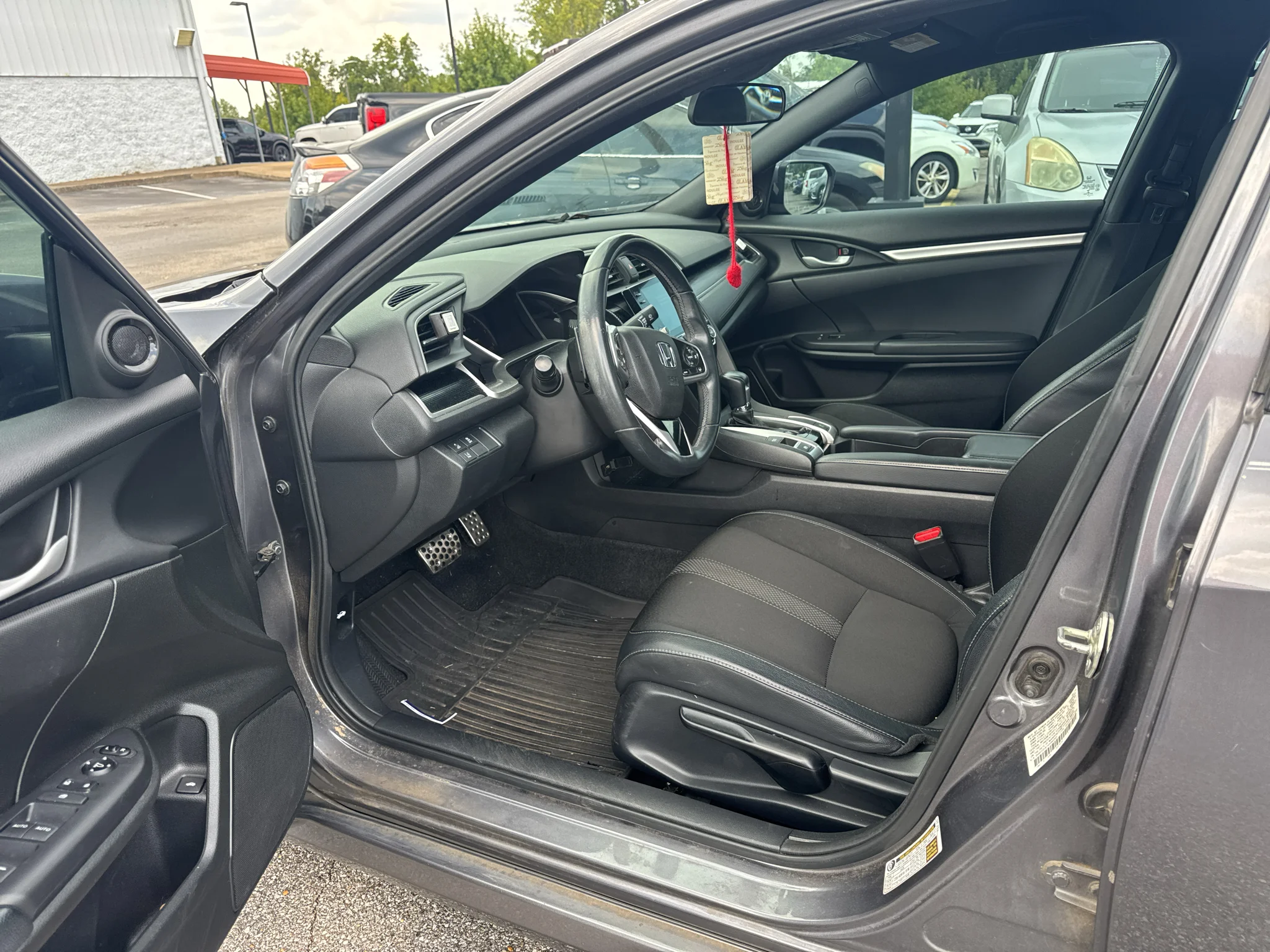 Used 2019 Modern Steel Metallic Honda Sport image 9