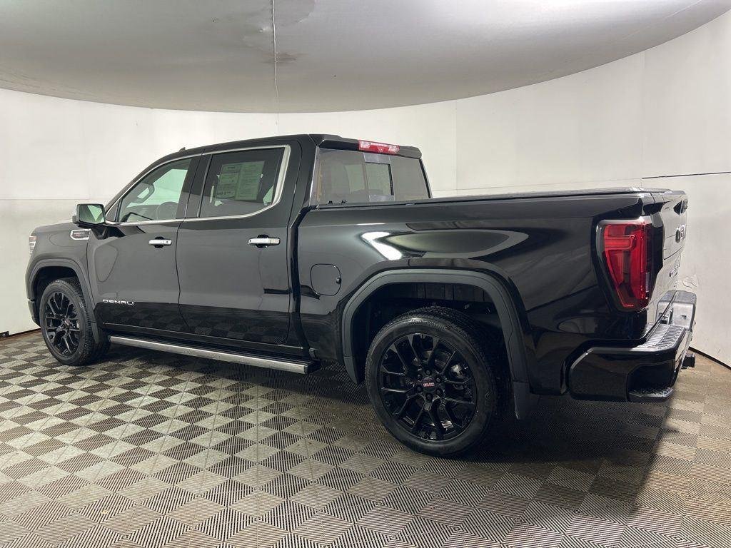 Used 2025 Onyx Black GMC Denali image 10