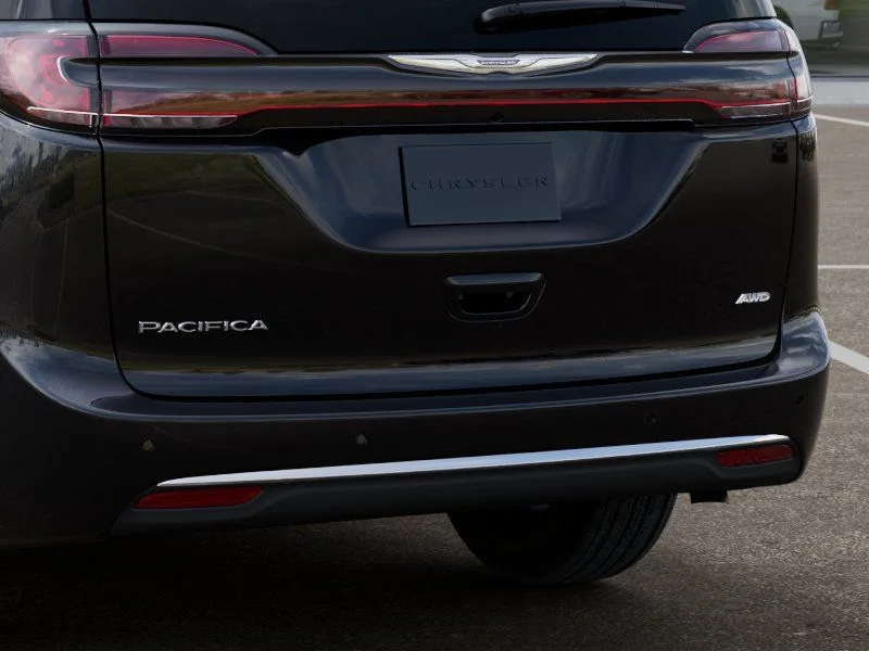 New 2026 Diamond Black Crystal Pearl-Coat Exterior Paint Chrysler Select image 14